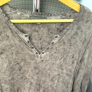 NWOT Men’s John Varvartos long sleeve henley size L